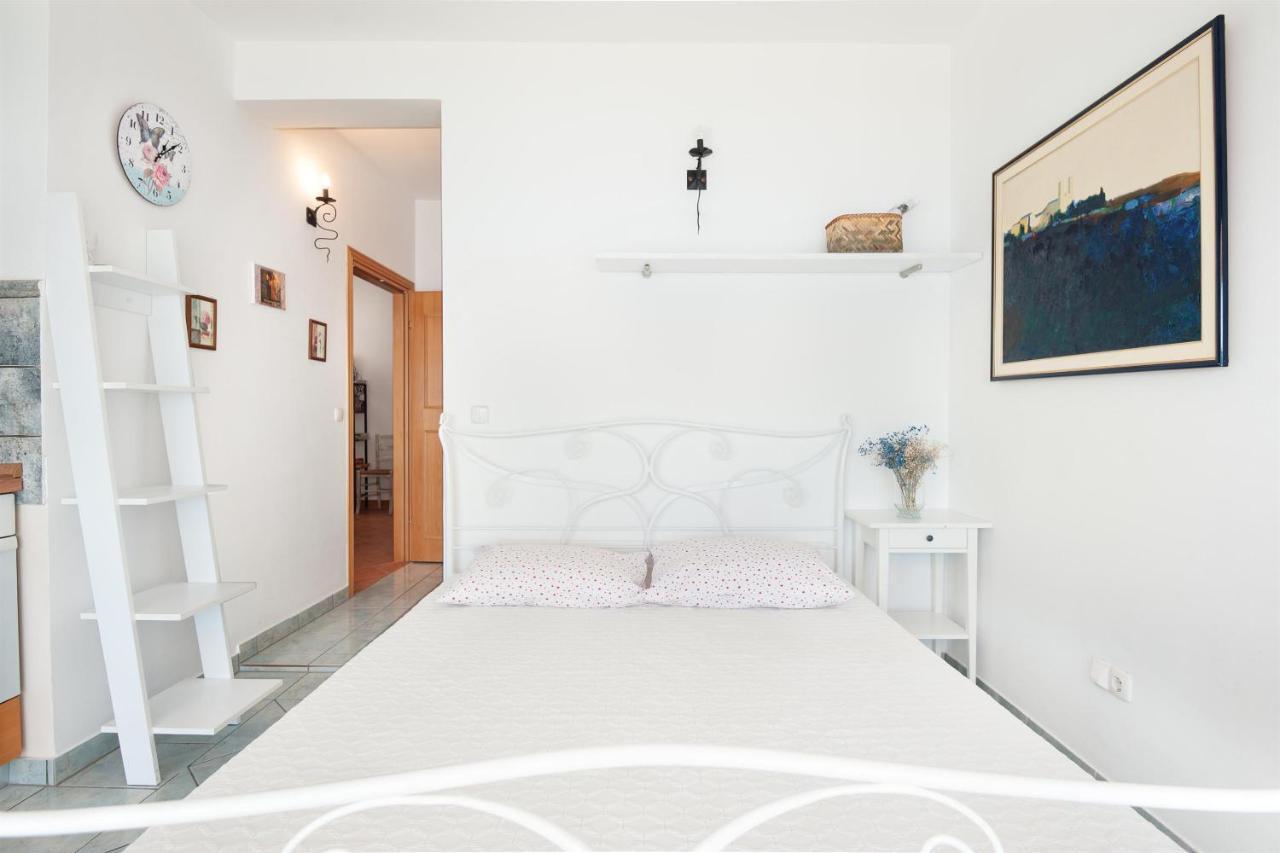 לוקבה Apartments Gordana מראה חיצוני תמונה