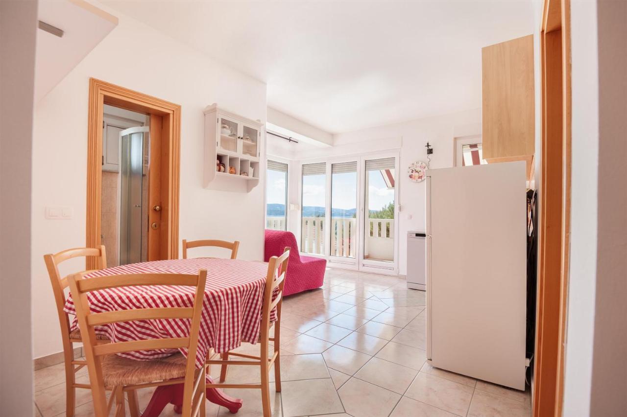 לוקבה Apartments Gordana מראה חיצוני תמונה